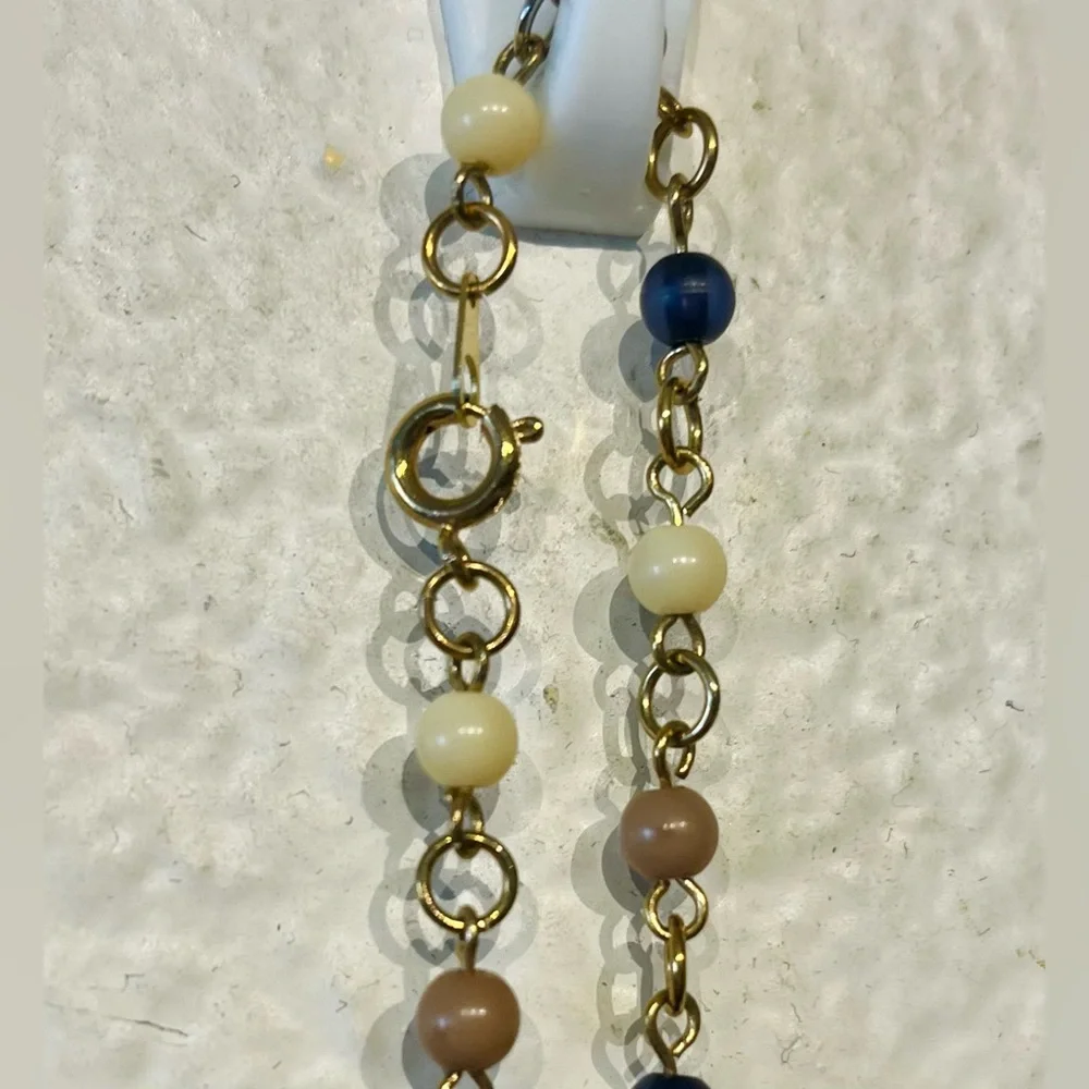 Vintage Beaded Necklace with Heart Shaped Drop Pendant - Picture 3 of 3